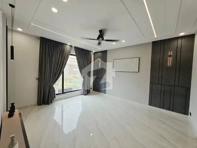 In Sui Gas Society Phase 1 20 Marla Upper Portion For rent