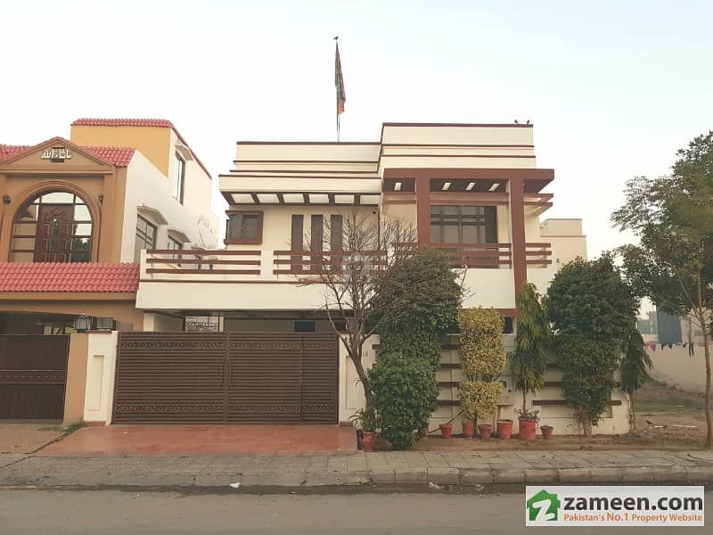 10 Marla House For Sale In Canal Garden Lahore