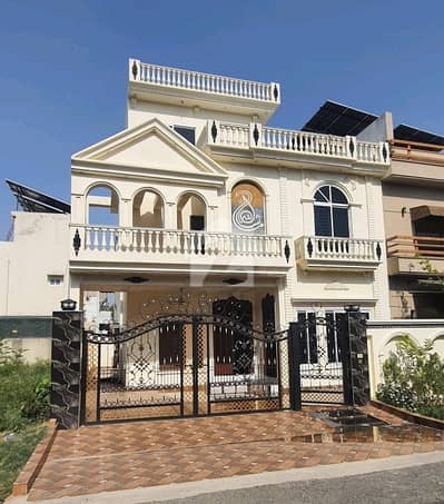 Prime Location 10 Marla House Available In Citi Housing Society For sale