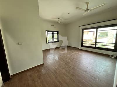 FOR RENT 300 SQUARE YARDS RESIDENTIAL BUNGALOW DHA PHASE 6, KARACHI