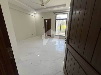 2 bedroom unfurnished apartment for rent G-11/3