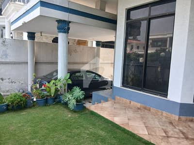 ایف ۔ 11/1 ایف ۔ 11,اسلام آباد میں 7 کمروں کا 1 کنال مکان 18.5 کروڑ میں برائے فروخت۔ ایف ۔ 11/1 ایف ۔ 11,اسلام آباد میں 7 کمروں کا 1 کنال مکان 18.5 کروڑ میں برائے فروخت۔
