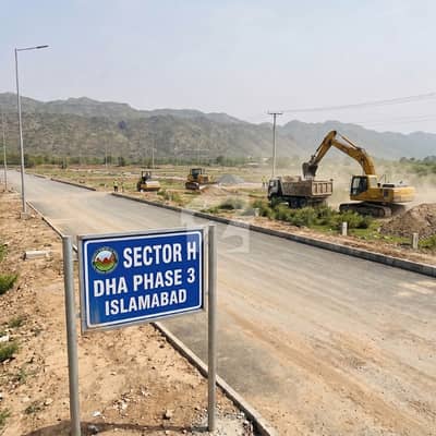 Golden Investment Opportunity | 1 Kanal Plot on 80ft Road in Sector H, DHA Phase 3