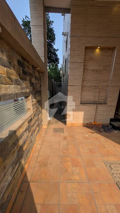 5 Marla Slightly used House solid Construction and Excellent Condition with Gass Compaction