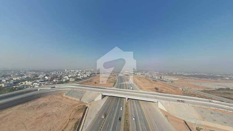 4 MARLA COMMERCIAL PLOT ON DHA EXPRESSWAY 4 MARLA COMMERCIAL PLOT ON DHA EXPRESSWAY