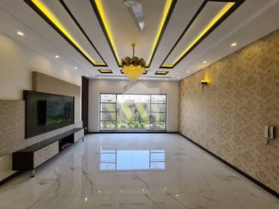 ONE KANAL BEAUTIFULL UPPER PORTION AVALIABLE FOR RENT IN DHA PHASE 2