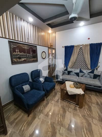 Avail Yourself A Great 400 Square Yards House In Gulshan-e-Iqbal - Block 13/D-1