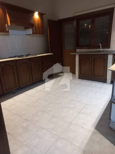 DEFENCE 500 YARDS BUNGALOW FOR RENT
