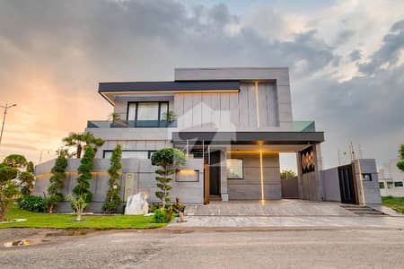 Corner One Kanal Brand New Bungalow Near From McDonald's