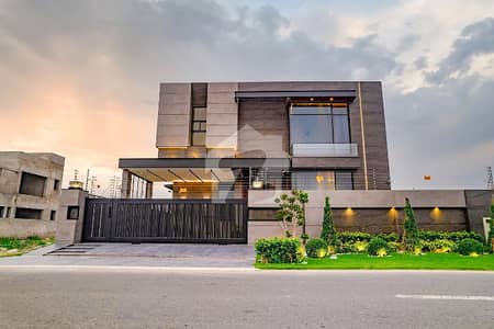 One Kanal Super Luxury Bungalow Situated At Heart Of Phase 7 Near Carrefour One Kanal Super Luxury Bungalow Situated At Heart Of Phase 7 Near Carrefour