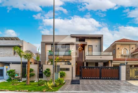 One Kanal Ultra Modern Luxurious Bungalow Situated At Most Prime Location Direct Approach