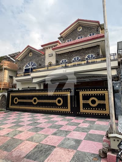 50x90 House for Sale | Premium Living  Discover luxury and elegance in this beautiful 50x90 house, designed for those who appreciate spacious living and a sophisticated lifestyle. An excellent opportunity to own a premium property with an impressive layou