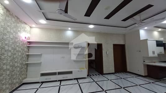 Lower Portion For Rent