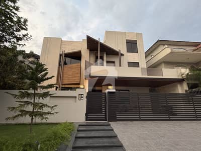 Luxury 50x90 House for Sale | Elegant Living  Presenting a magnificent 50x90 luxury house, offering an impressive combination of space, elegance, and modern living. With its attractive architecture and premium lifestyle appeal, this property is an excelle