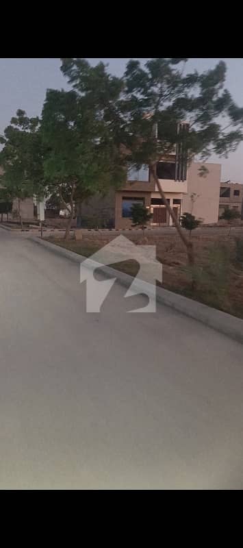 ARISHA COOPERATIVE HOUSING SOCIETY SECTOR 6-A SCHEME 33 CORNER PLOT 125YRDS 40 FIT WIDE ROAD FOR SALE