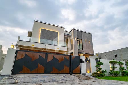 Brand New One Kanal Luxurious Bungalow Available For Rent Near Market Brand New One Kanal Luxurious Bungalow Available For Rent Near Market
