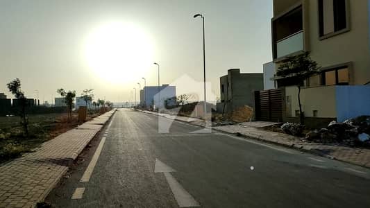125 Square Yard Plots At Jinnah Avenue TOP Heighted Location FOR SALE Best For Investment