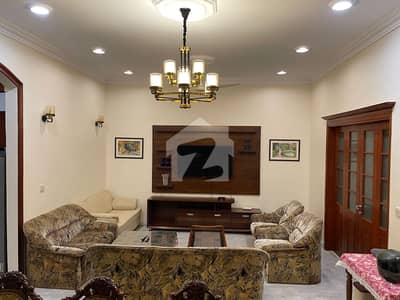 Bungalow Available For Sale 300 Yard Ground +1 T Facing Hill Area Block 1 Gulistan e Jauhar