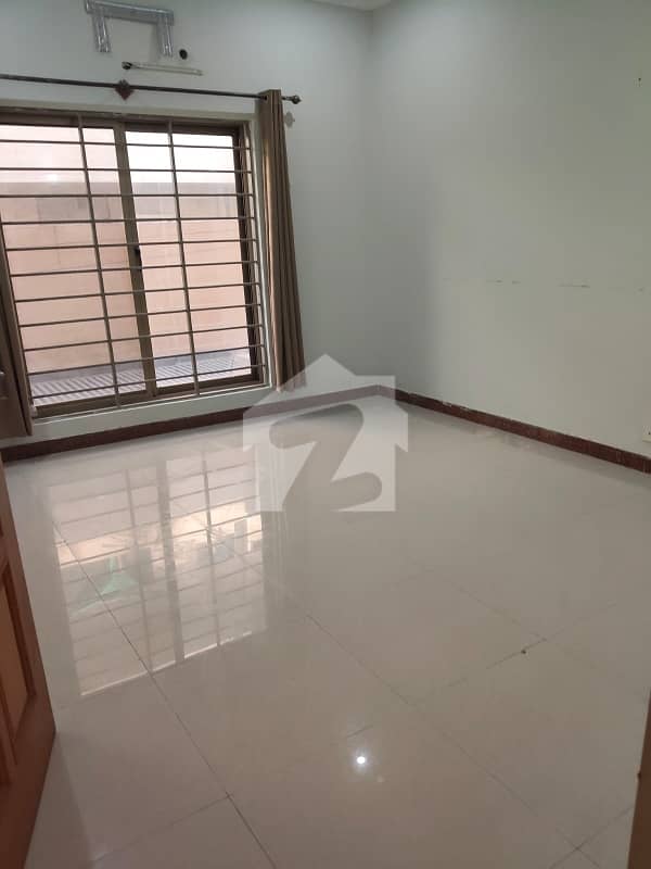 40x80 Ground Floor For Rent In G13 40x80 Ground Floor For Rent In G13