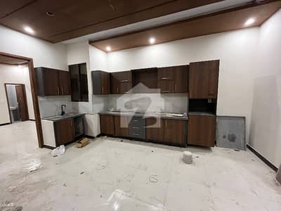 فیڈرل بی ایریا کراچی میں 6 کمروں کا 5 مرلہ مکان 4.3 کروڑ میں برائے فروخت۔