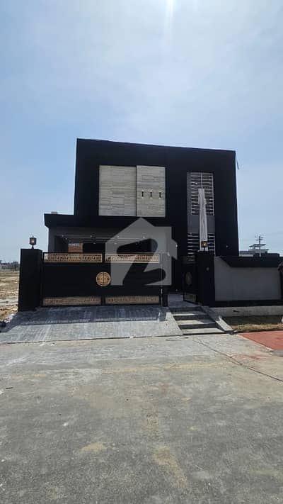 10 Marla Brand New 1.5 Storey House Available For Sale 10 Marla Brand New 1.5 Storey House Available For Sale