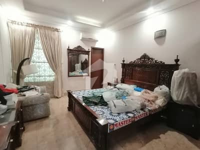 علامہ اقبال ٹاؤن ۔ جہانزیب بلاک علامہ اقبال ٹاؤن,لاہور میں 2 کمروں کا 7 مرلہ زیریں پورشن 55.0 ہزار میں کرایہ پر دستیاب ہے۔