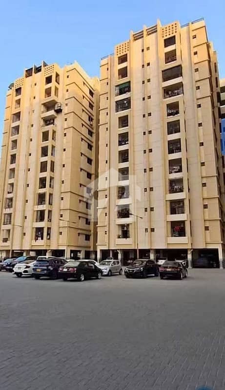 صائمہ جناح ایونیو یونیورسٹی روڈ,کراچی میں 3 کمروں کا 10 مرلہ فلیٹ 3.25 کروڑ میں برائے فروخت۔ صائمہ جناح ایونیو یونیورسٹی روڈ,کراچی میں 3 کمروں کا 10 مرلہ فلیٹ 3.25 کروڑ میں برائے فروخت۔