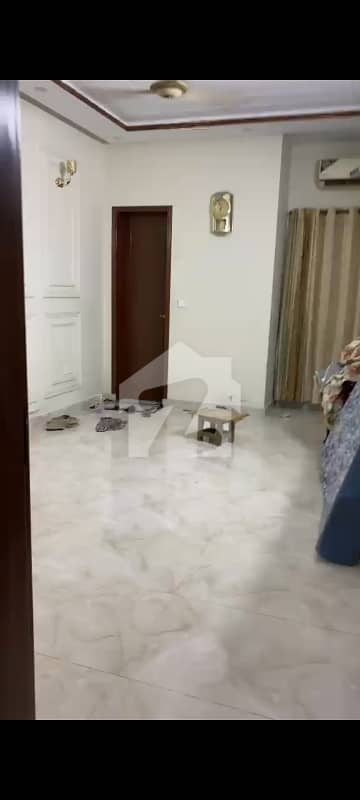 10 Marla Lower Portion For Rent In LDA Avene 1 M Block Prime Location Best For Families