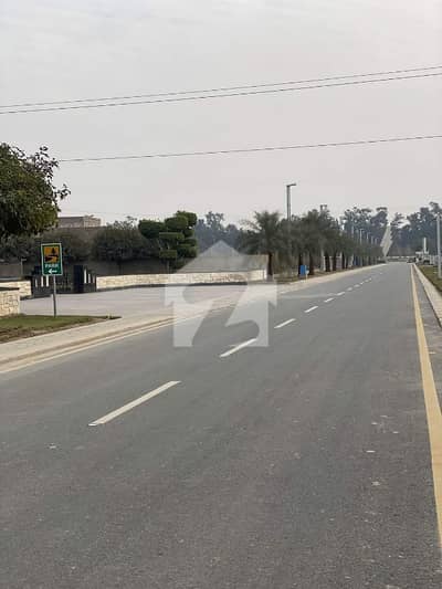 20 Marla Prime Location Plot For Sale in Tech Town, Near Abdullah Garden, East Canal Road Faisalabad