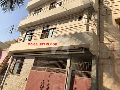 200 Square Yards Upper Portion In Green Town