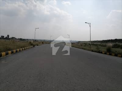 DHA Valley - Rose Sector 8 Marla Residential Plot Up For sale