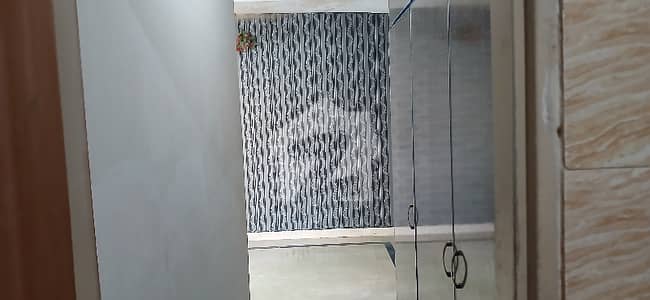 3 Marla Second Floor Portion Near Orange Line Train Station Hanjarwal
