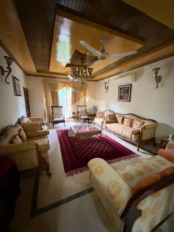 2-STOREY HOUSE FOR SALE IN F-10/2, ISLAMABAD 2-STOREY HOUSE FOR SALE IN F-10/2, ISLAMABAD