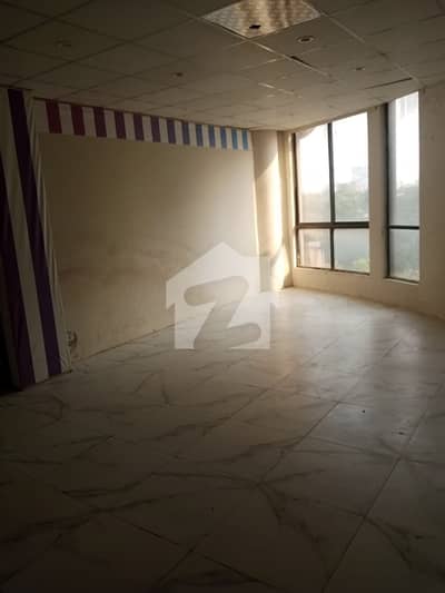 OFFICE FOR RENT IN GULBERG