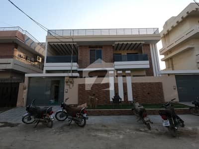 BRAND NEW 400 Sq Yards BANGLOW FOR SALE IN GULSHAN E IQBAL 13D1
