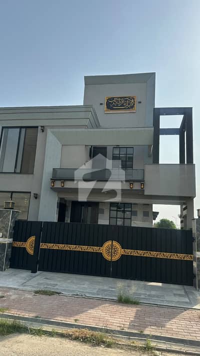 Urgent Sale! Beautiful 10 Marla Designer House In Bahria Orchard Phase 4 Ready To Move Urgent Sale! Beautiful 10 Marla Designer House In Bahria Orchard Phase 4 Ready To Move