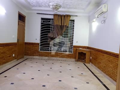 10 MARLA UPPER PORTION FOR RENT F-11, ISLAMABAD