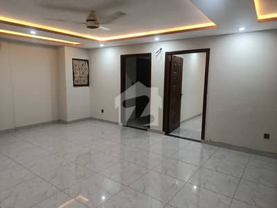 Prime Location 917 Square Feet Flat In Bahria Enclave For sale At Good Location