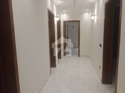 House Sized 5 Marla Available In Bahria Town - Sector E House Sized 5 Marla Available In Bahria Town - Sector E