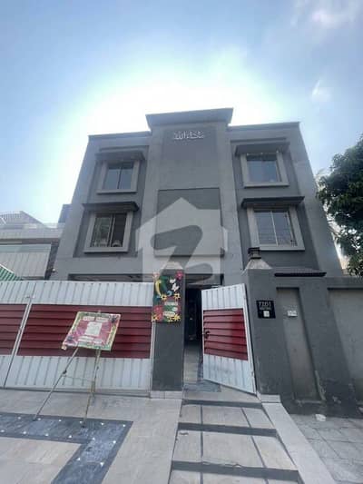 24 Marla Building Available For Rent In Johar Town Specially For School