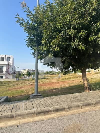 DHA Phase 5 Sector K,1Kanal Beautiful Location Plot For Sale