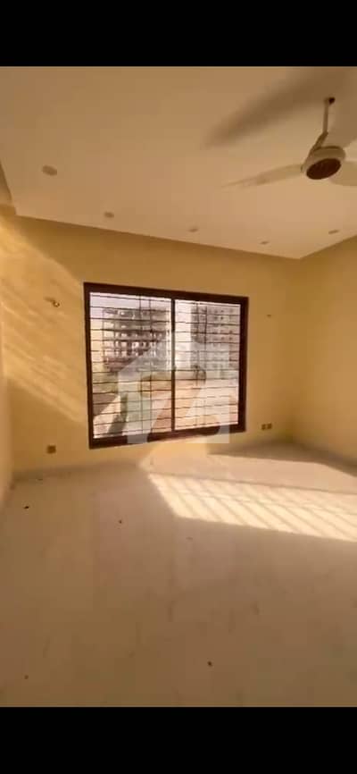 500 Square Yards House In Central Bahria Hills For sale