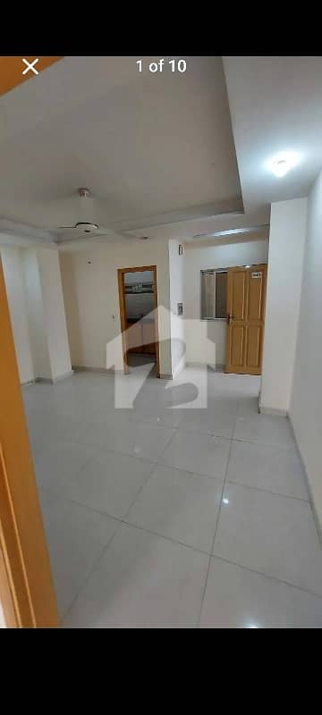 1bed TV lounge kitchen for rent commerical area