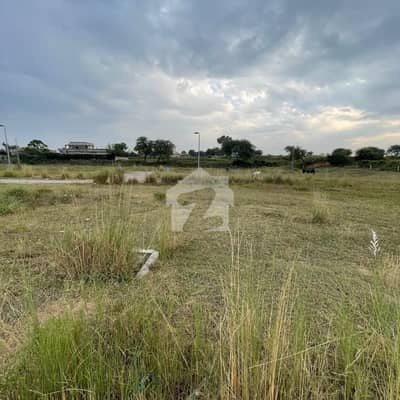 22 Marla Sector F Street 52 Plot 00 Top Location