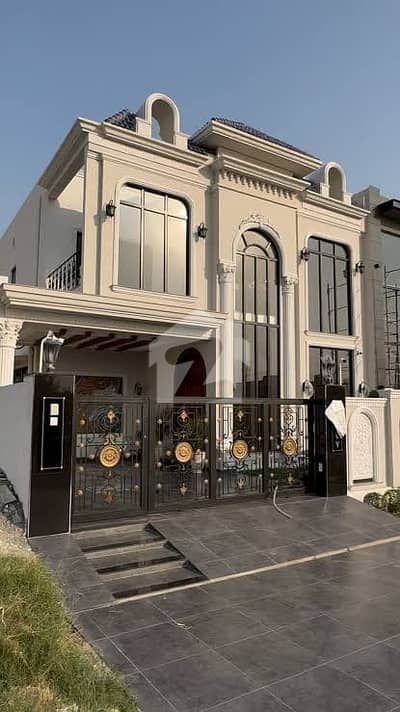 POSSESSION READY 10 MARLA PLOT O INVESTOR PRICE