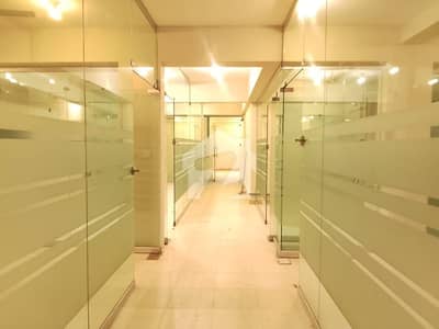 Beautiful Renovated Office Space For Big Companies