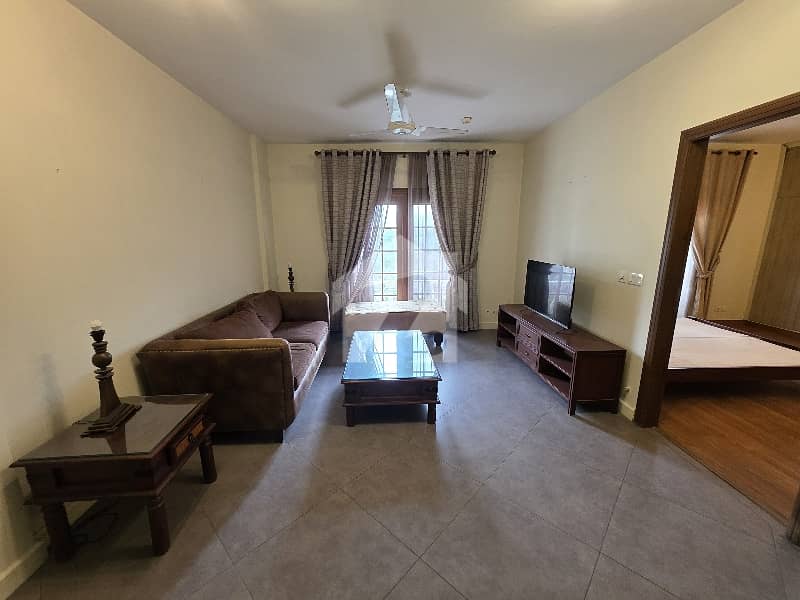 FULLY FURNISHED APARTMENT FULLY FURNISHED APARTMENT