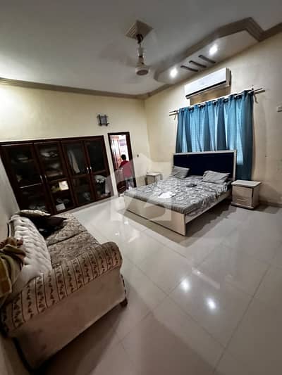 500 Sq. Yd. 3 Bed DD Newly Renovated Portion For Rent In Gulshan-E-Iqbal Block 4 Rs. 180,000