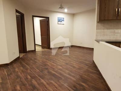 4 Bed Apartment Available For Rent