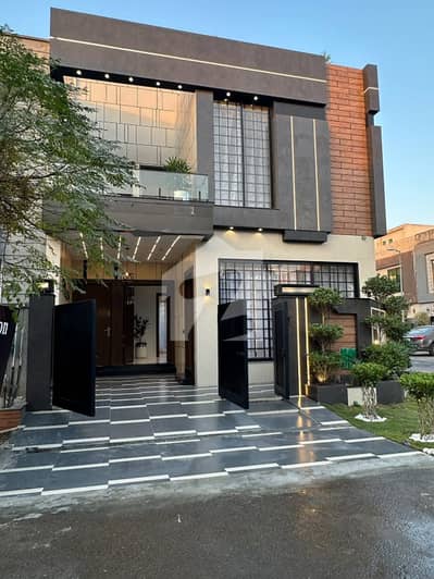 5 Marla Brand New House for Sale in Jinnah Block Bahria Town Lahore